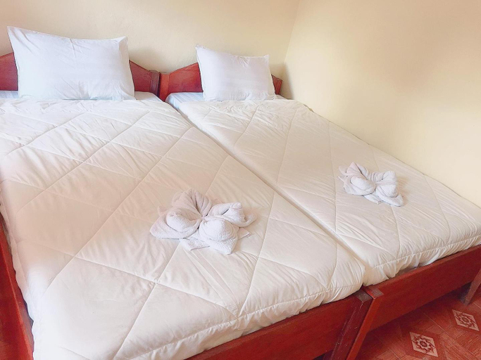 Others 3, Sythane Guesthouse, Ngoi