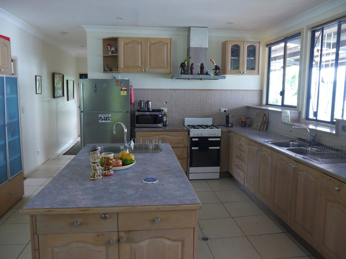 Others 4, Quandong Valley Inn, Lismore - Pt B
