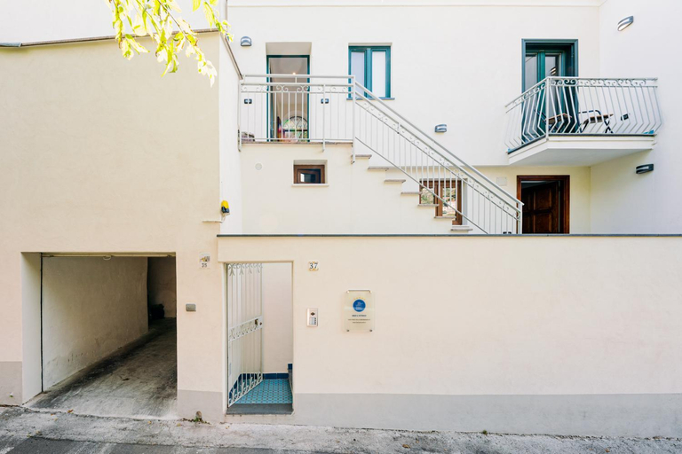 Others 3, B&B il vetraio, Salerno