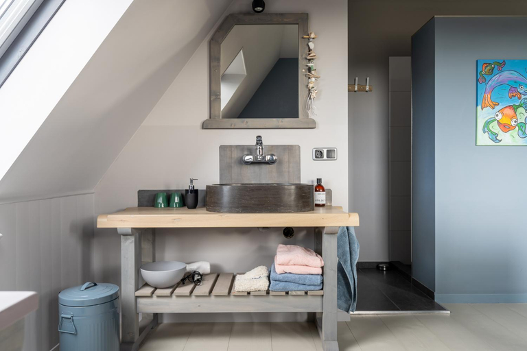 Others 3, B&B Stil de Tijd, Ameland