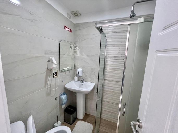 Bathroom 3, Vila Ada Hotel, Tirana
