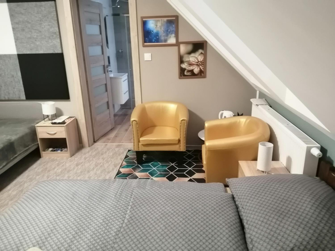 Others 5, APARTMANY PIETRO, Dolný Kubín