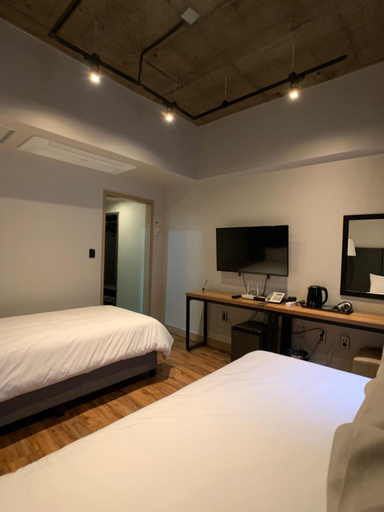 Bedroom 4, Jeju Renaissance Hotel, Jeju