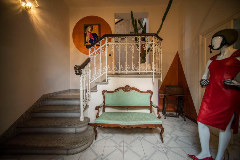Bedroom 2, Villa Elvira 1931, Siena