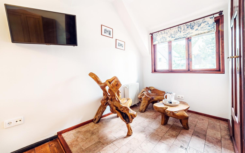 Others 2, Apartamenty EverySky - Willa Grota, Jelenia Góra