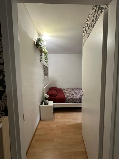 Bedroom 2, DEA DREAMS - Marghera WiFi Metro a 2 passi, Milano