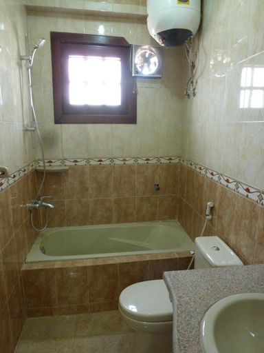 Bathroom 2, DREAM ISLAND Hotel, Luxor