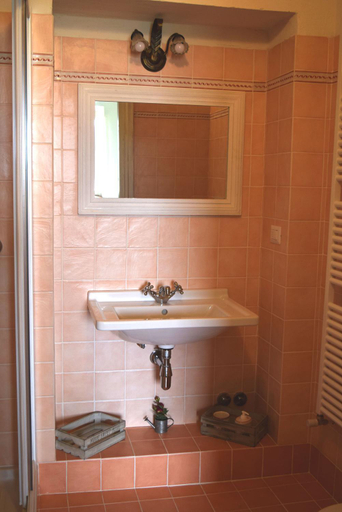 Bathroom 30