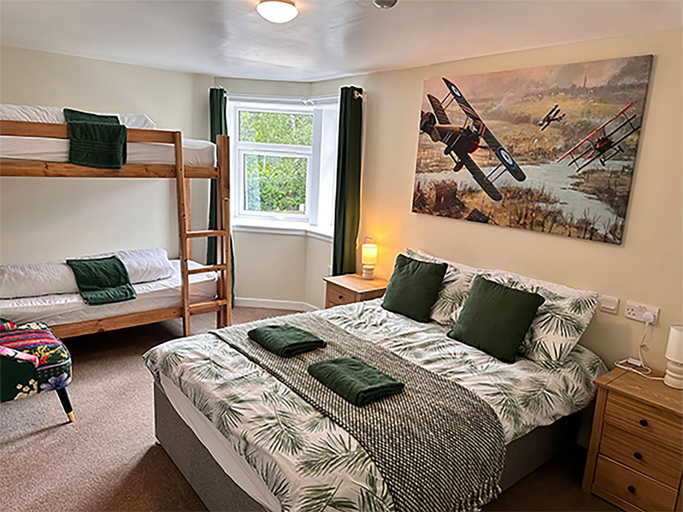 Bedroom, Forces Manor, Highland