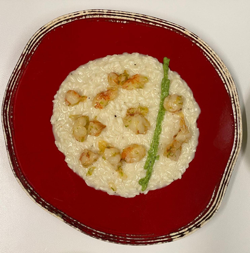 Food & Drinks 9