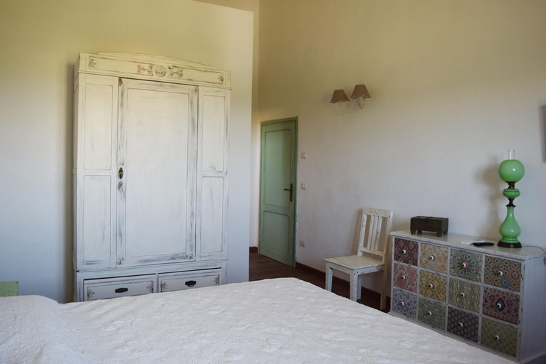 Bedroom 26