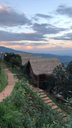 4, ระเบียงม้ง, Mae Rim