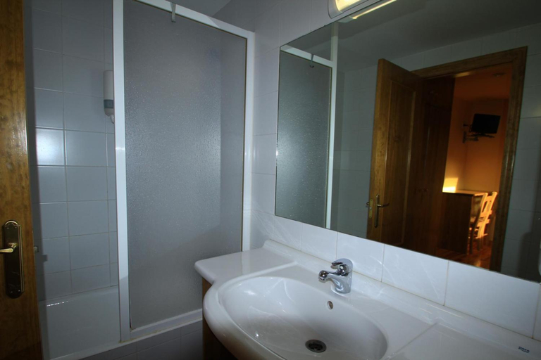 Bathroom 5, Hotel, Bungalows y Camping Viu, Huesca