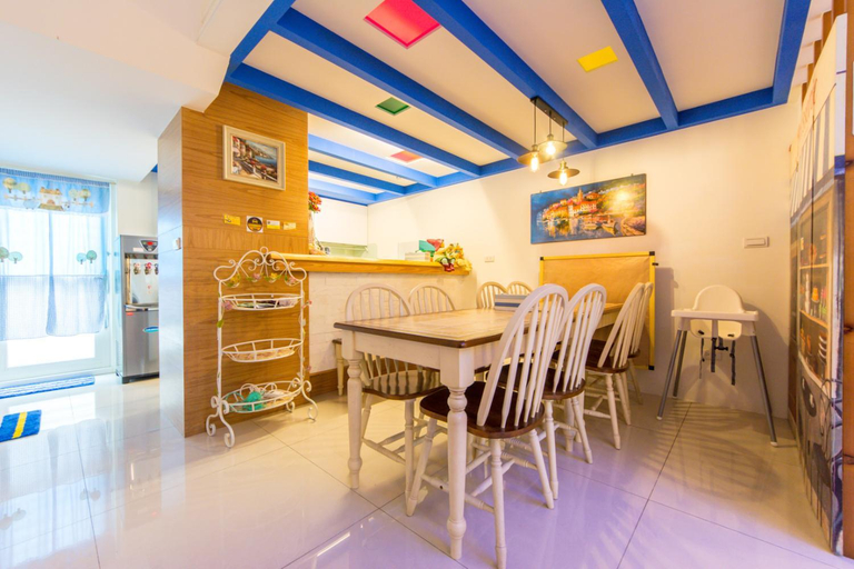 Food & Drinks, Romance Greece, Yilan