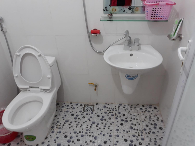Bathroom 3