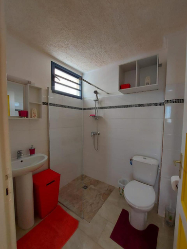 Others 4, Residence TOULOUKAERA, Grand-Bourg