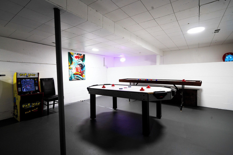 Business Facilities