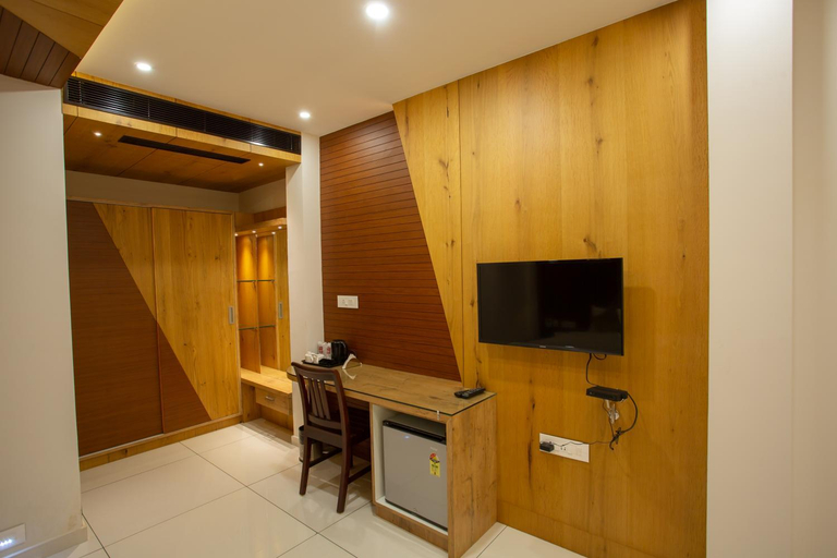 Others 5, Hasco Tower , Palakkad