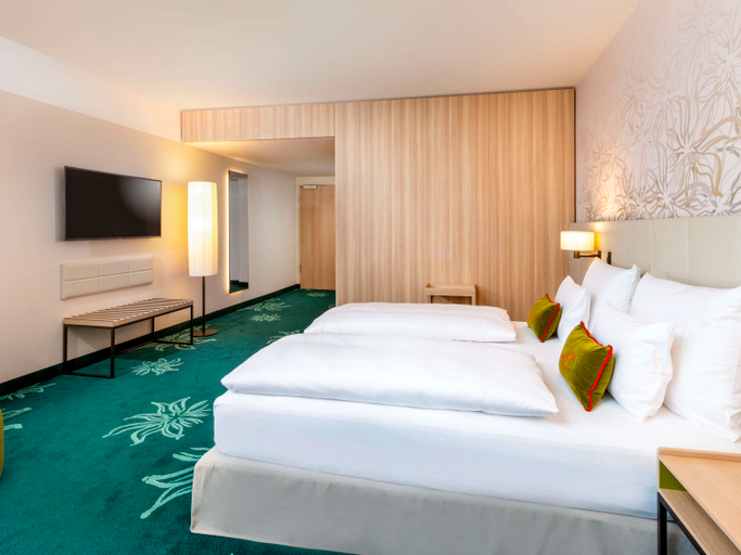 Bedroom 3, Mövenpick Hotel Stuttgart Messe & Congress, Esslingen