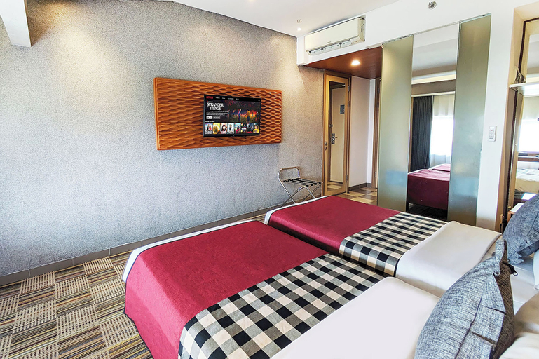 Bedroom 28