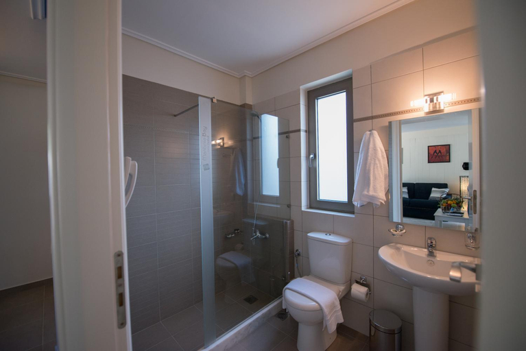 Bathroom 3, Mantinia Bay Hotel, Peloponnese