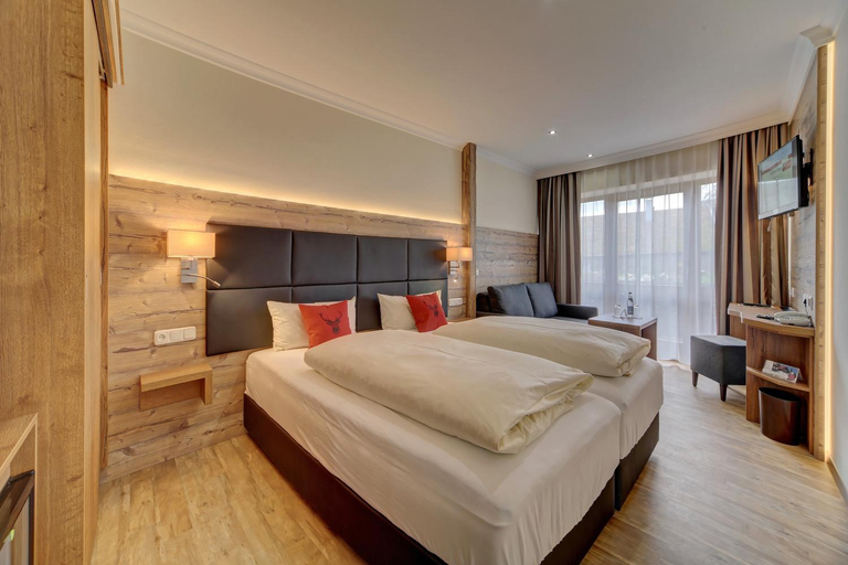 Bedroom 2, Hotel-Restaurant Fruchtl, Cham