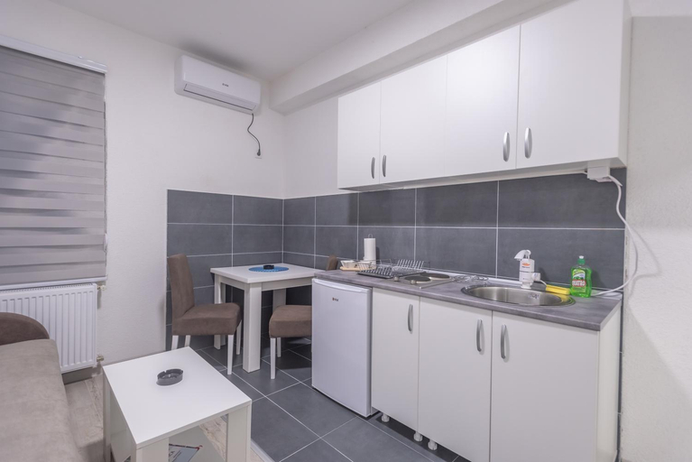 Others 3, Apartmani Centar Loznica, Loznica