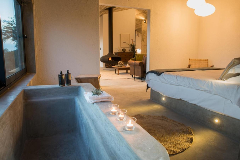 Bedroom 27
