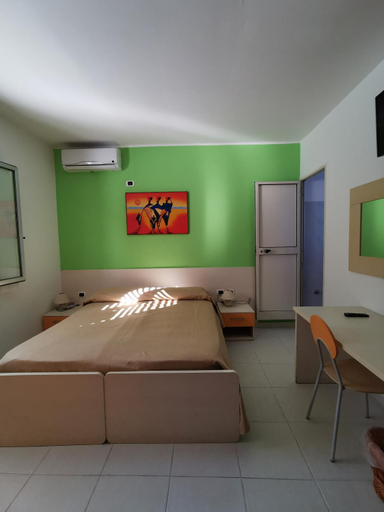Bedroom 2, B&B Donna Nina, Reggio Di Calabria