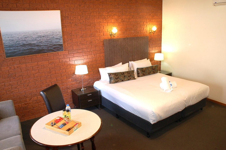 Bedroom 21