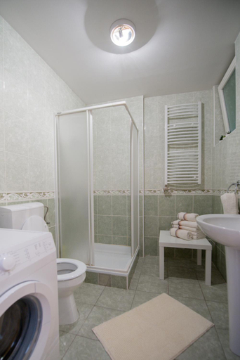 Others 2, Apartment Marina with free parking, Novi Sad