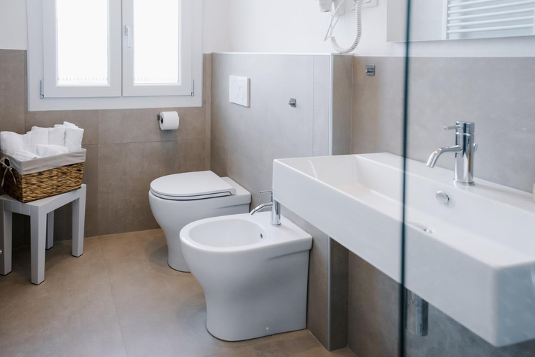 Bathroom 4, LaMi Room & Apartment, Bologna