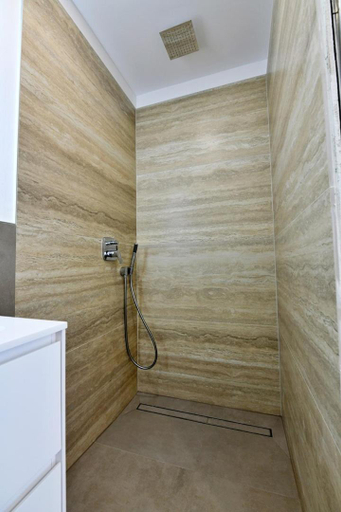 Bathroom 2, Apartments Mary, Malinska-Dubašnica