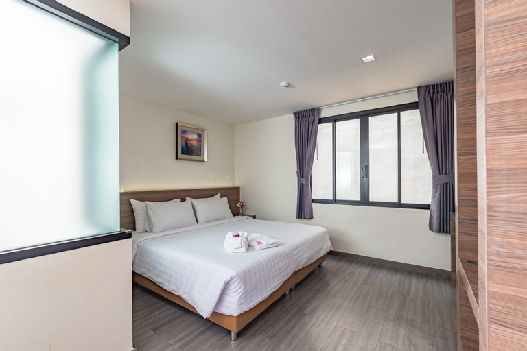 Bedroom 14