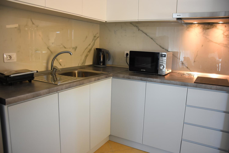 Others 5, Click Apartments - Tirana, Tiranës
