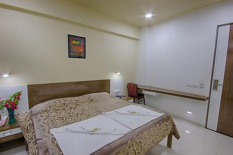 Bedroom 4, Hotel Grand Ashwin Executive - Igatpuri, Nashik