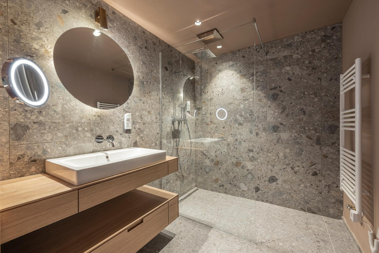 Bathroom, Hotel Kristall - Adults only, Innsbruck Land