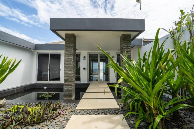 Luxury 4 BR Private Pool at Uluwatu #PS27, Badung