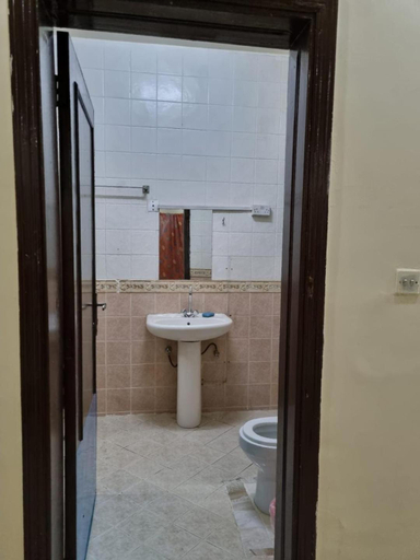 Bathroom 3, Budget Hostel Rooms, Al Ain