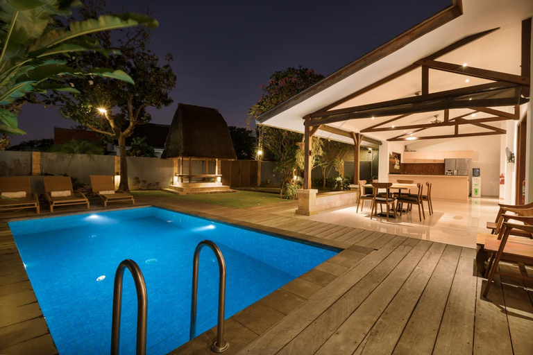 Swimming Pool 8