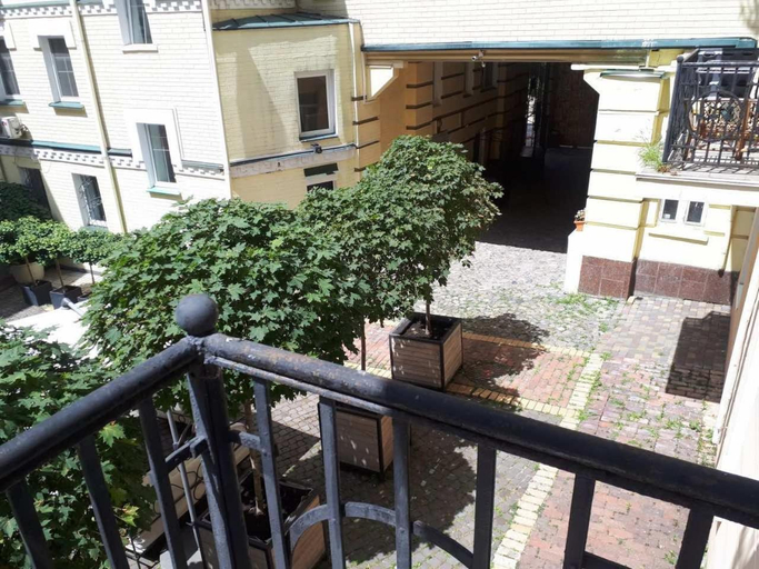 Others 4, Andreevskiy mini-hotel, Podil's'kyi