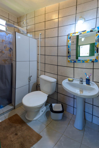 Bathroom 3, Casarao das artes hospedaria, Prado