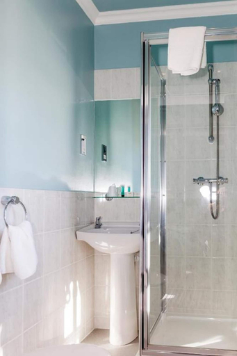 Bathroom 4, East Beach Hotel, East Sussex