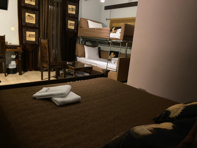 Bedroom 2, Paroraia, Central Macedonia