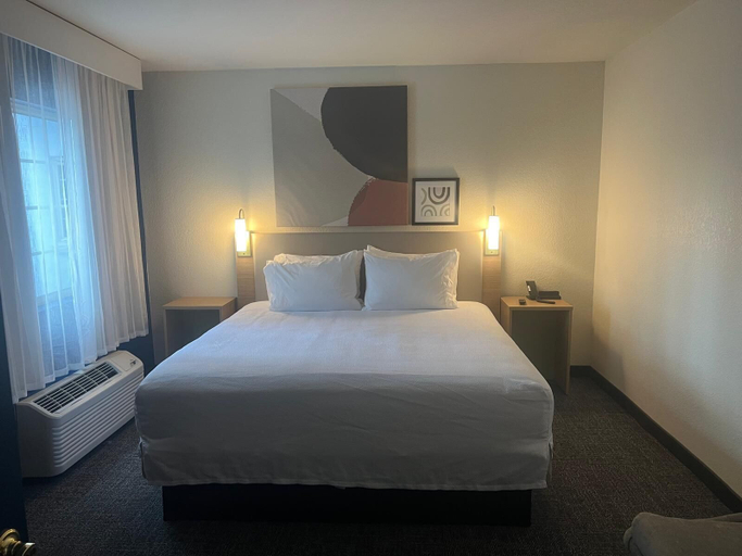 Bedroom 3, Spark by Hilton Glendale Phoenix North, Maricopa