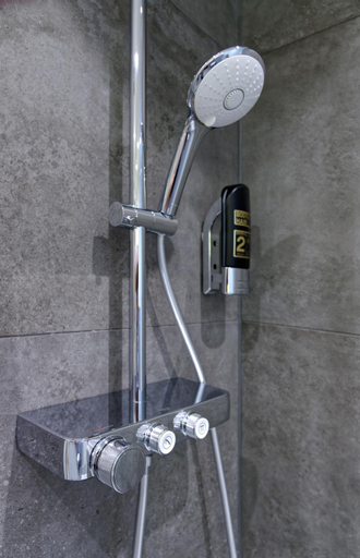 Bathroom 9