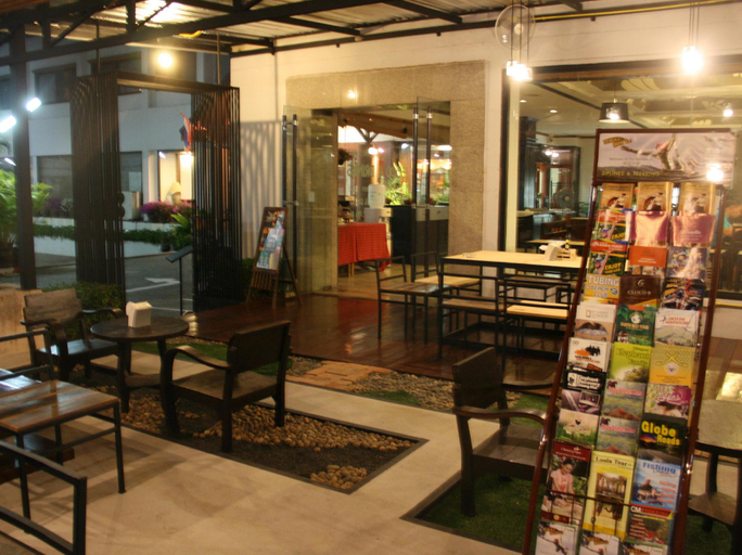 Food & Drinks 5, Tapae Place Hotel, Muang Chiang Mai
