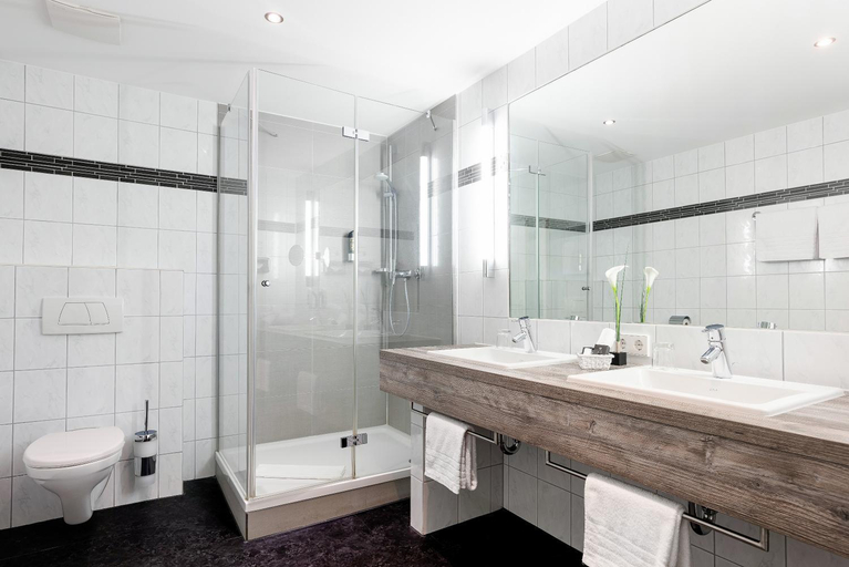 Bathroom 2, Vorfelder, Rhein-Neckar-Kreis