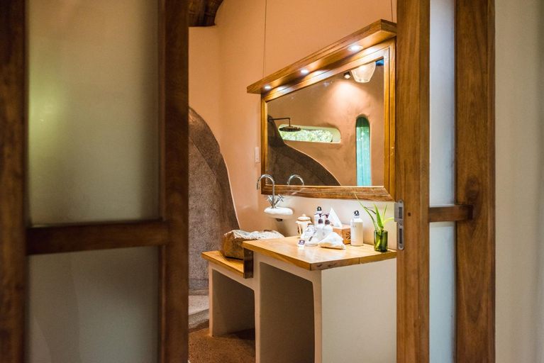 Bathroom 4, Lemala Wildwaters Lodge, Ntenjeru