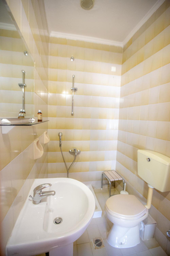 Bathroom 4, Giannis Hotel, East Macedonia and Thrace